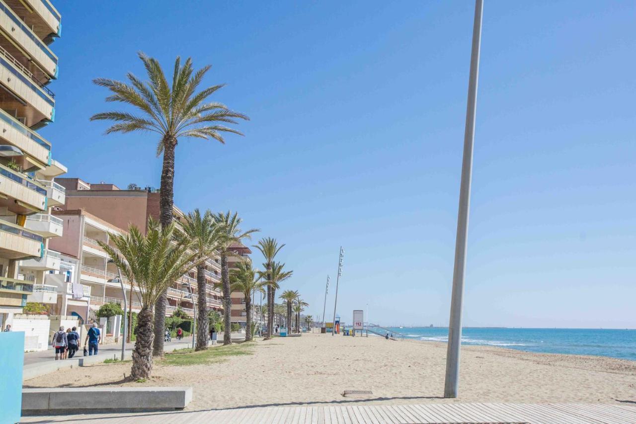 Casa Arnau, A Pie De Playa. Calafell Beach Exteriör bild